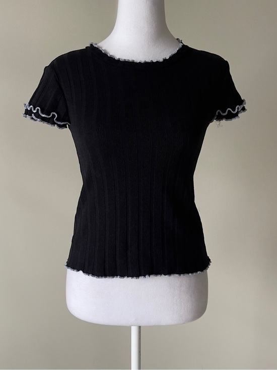 Zara Tops - Zara Black Short Sleeve Lettuce Trim Ribbed Summer Cropped Top  Size Small EUC